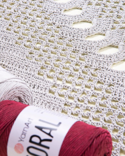 Coral yarn 5 x 200 g