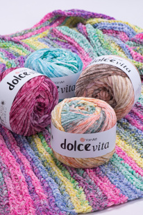 Dolce Vita yarn 3 x 150g